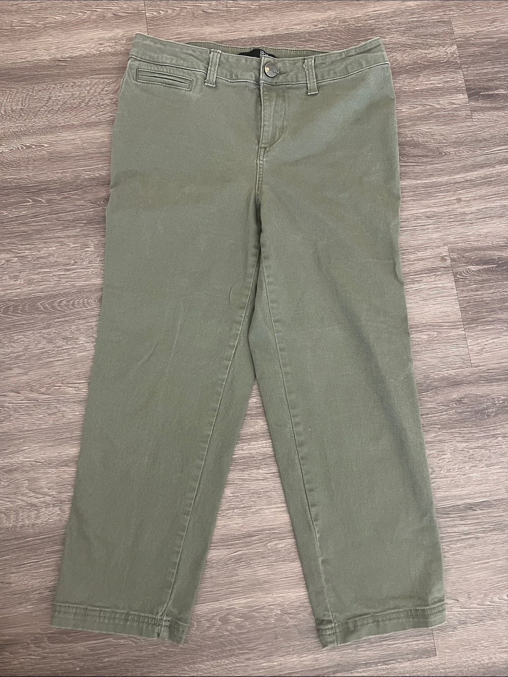 1822 Denim Women's Olive Cropped Chinos